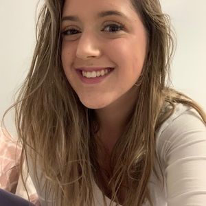 Meet your Posher, Madi